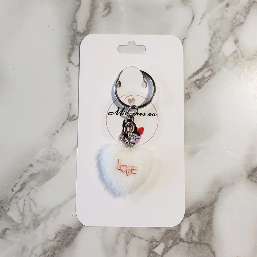 Mini Heart Keychain - Picture 6 of 6